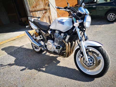 yamaha 1300 XJR