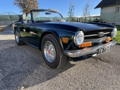 triumph TR6 de 1973 chez votre garagiste l'atelier riders spirit a chatonnay