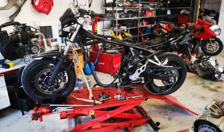 Remise en route moto après longue immobilisation - Châtonnay - L'atelier Riders Spirit