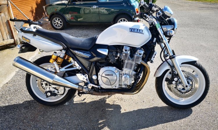 yamaha 1300 XJR