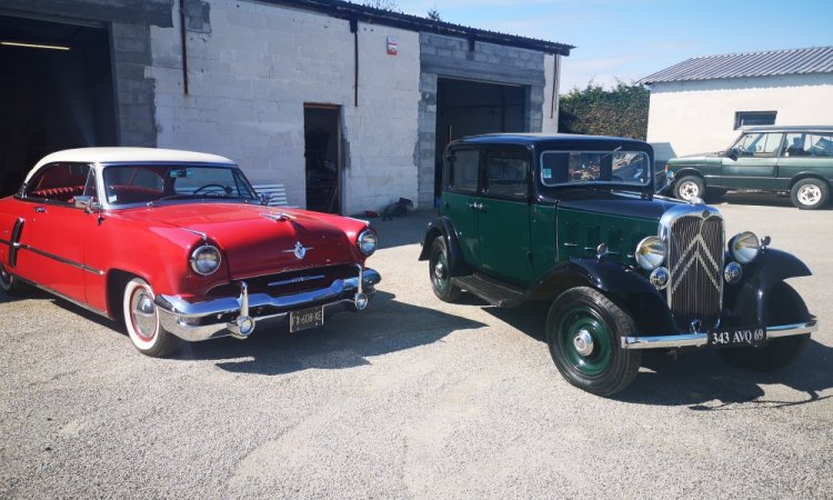 Rénovation et restauration de la carrosserie d'une Citroen Rosalie de 1932 à Vienne
